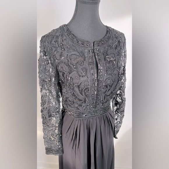 Stunning Royal Black Embroidered Dress In Mint Condition!Size US 6 |EU 38 |UK 10 - Picture 4 of 6